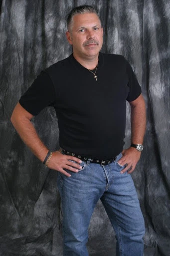 Default photograph on the Kenneth Brinkman wiki article.