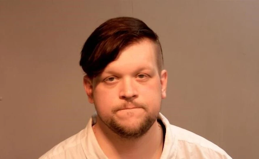 Default photograph on the Adam Duellman wiki article.