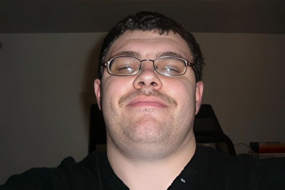 Default photograph on the Jeffrey Stacy wiki article.
